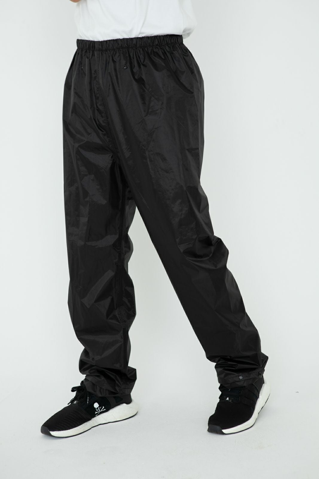 詳細：着用イメージ パンツ  ［男性モデルのサイズ］身長:174cm 着用サイズ：L