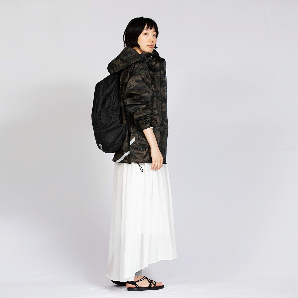 ［女性モデルのサイズ］身長:168cm 着用サイズ：M