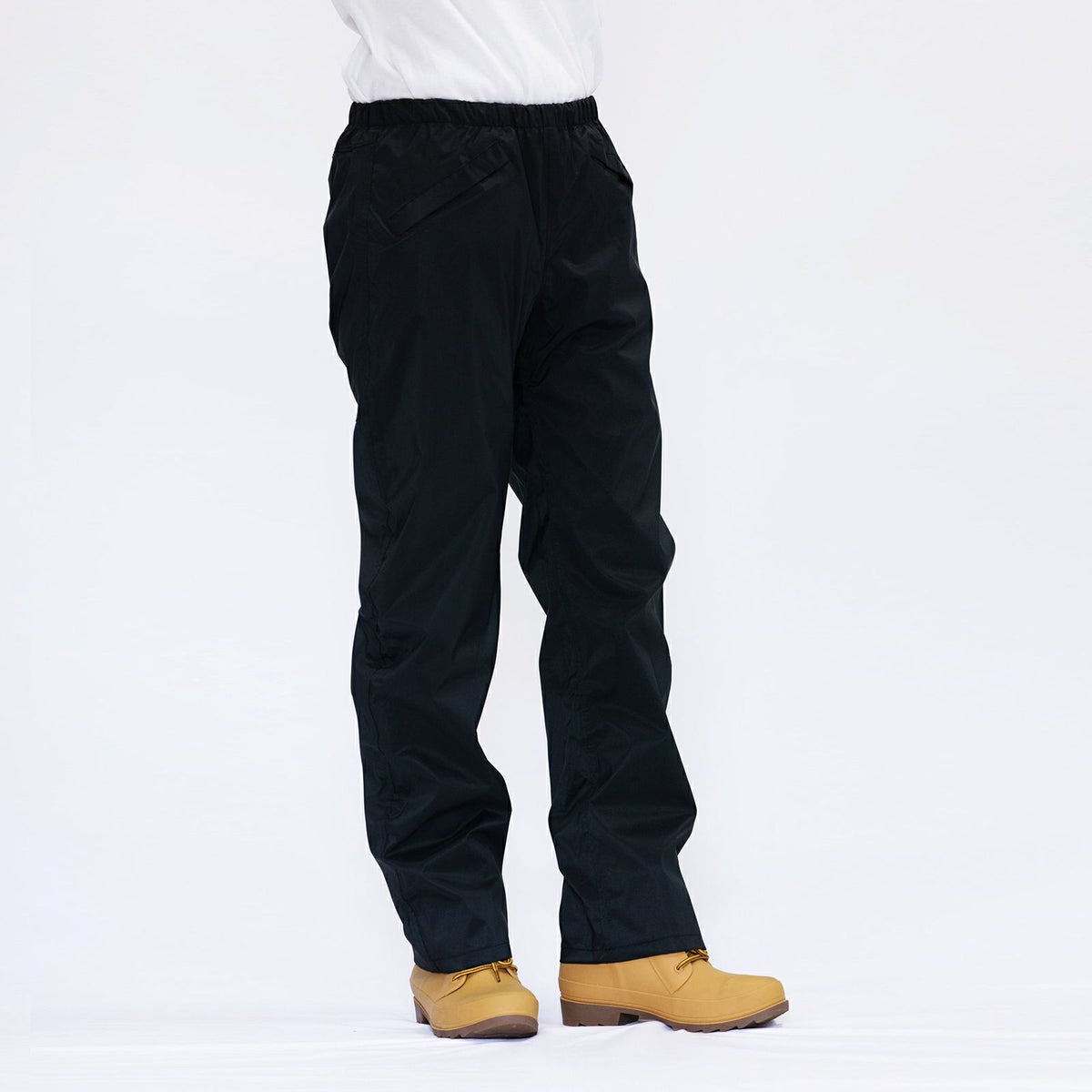 ［女性モデルのサイズ］身長:168cm 着用サイズ：M ＋（長靴）6437 ピラルク レインブーツ