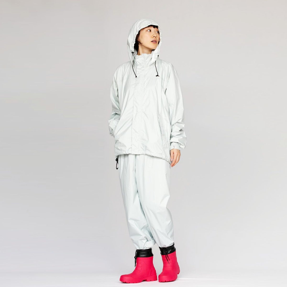 ［女性モデルのサイズ］身長:168cm 着用サイズ：L