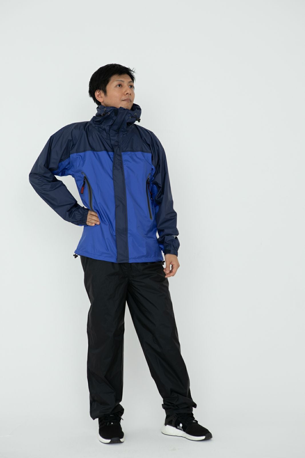 ［男性モデルのサイズ］身長:174cm 着用サイズ：L　／ （下）7720 KJ レインパンツ L