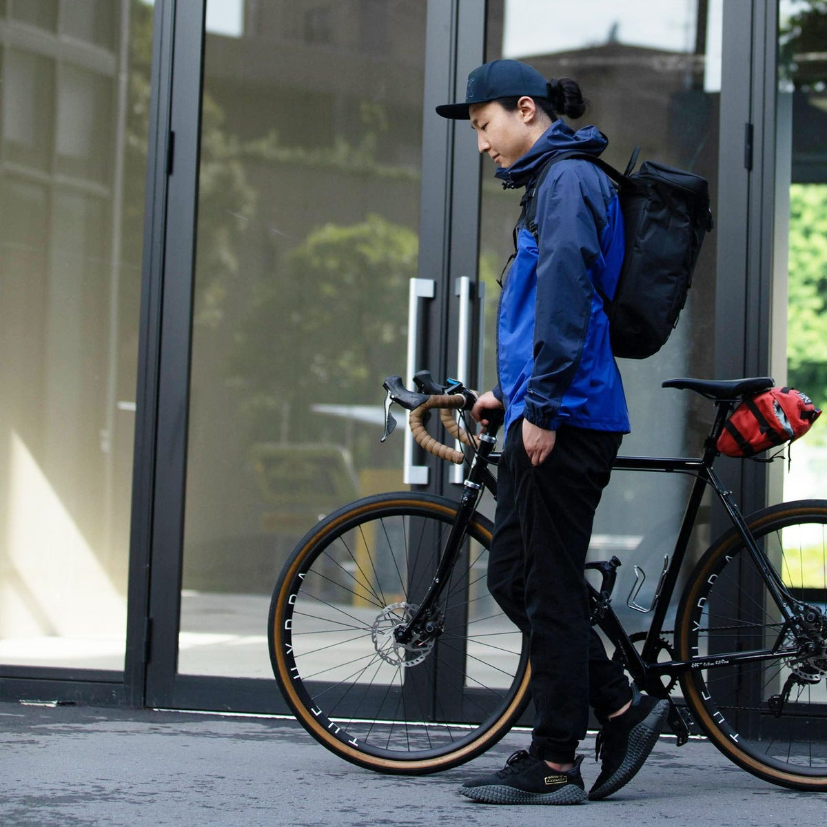 ［男性モデルのサイズ］身長:177cm 着用サイズ：L