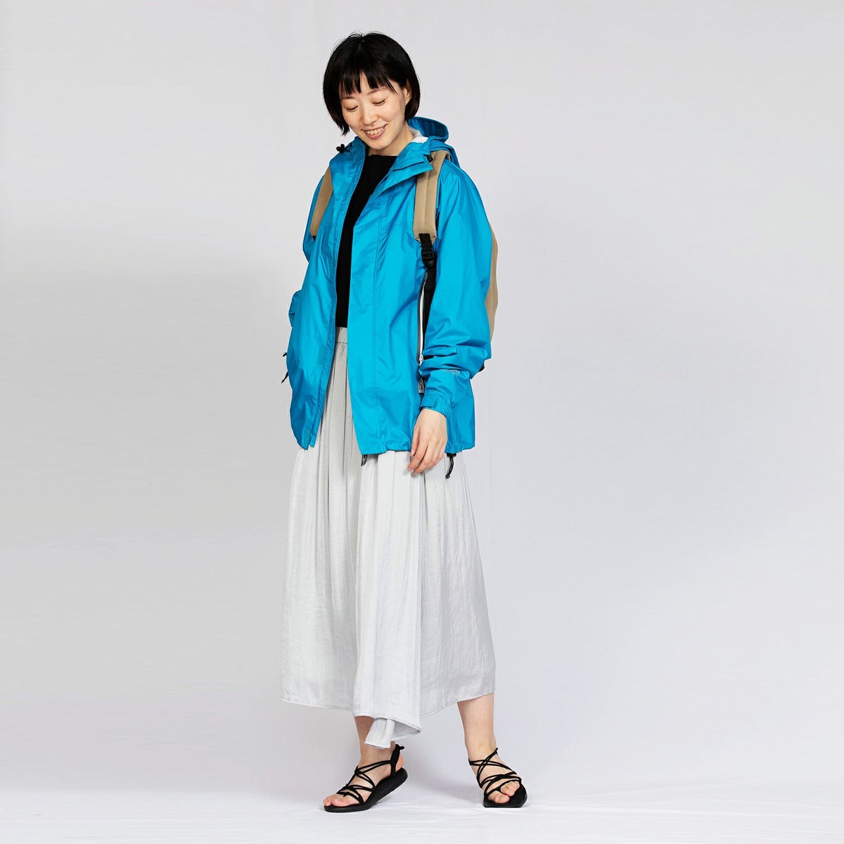 ［女性モデルのサイズ］身長:168cm 着用サイズ：M