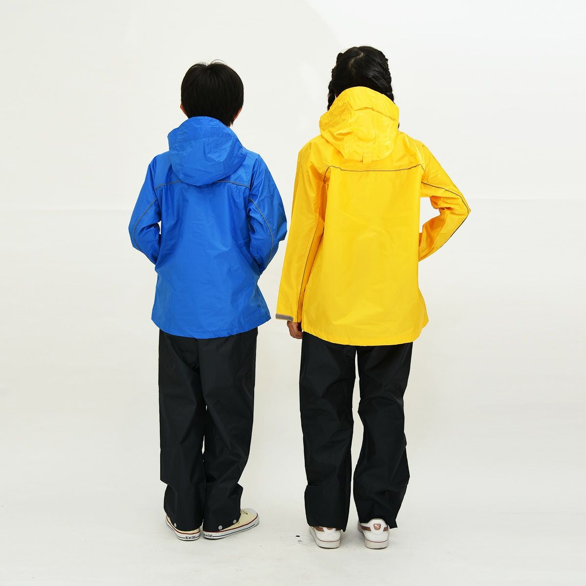 【女の子モデル】身長：145cm 着用サイズ：150 /【男の子モデル】身長：140cm 着用サイズ：140