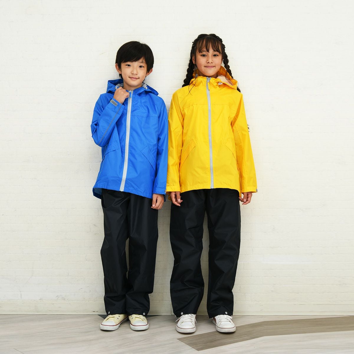 【女の子モデル】身長：145cm 着用サイズ：150 /【男の子モデル】身長：140cm 着用サイズ：140