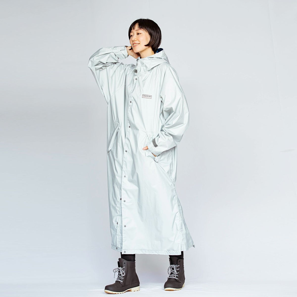 ［女性モデルのサイズ］身長:168cm 着用サイズ：L ／（長靴）6437 ピラルク レインブーツ