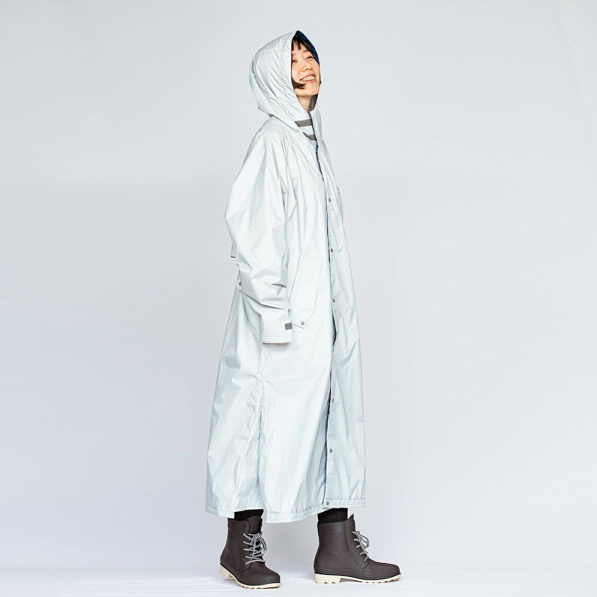 ［女性モデルのサイズ］身長:168cm 着用サイズ：L ／（長靴）6437 ピラルク レインブーツ