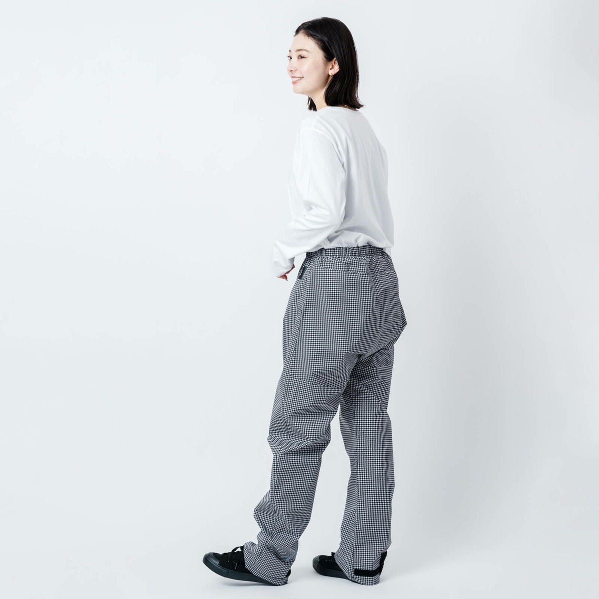 詳細：着用イメージ 千鳥 ［女性モデルのサイズ］身長:166cm 着用サイズ：M