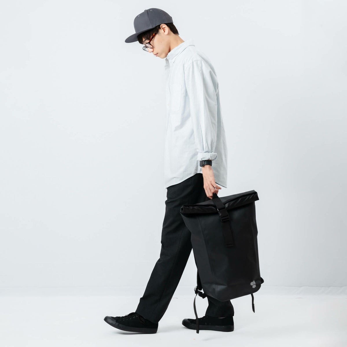 男性モデル身長：181㎝　カラー：ヘザーブラック