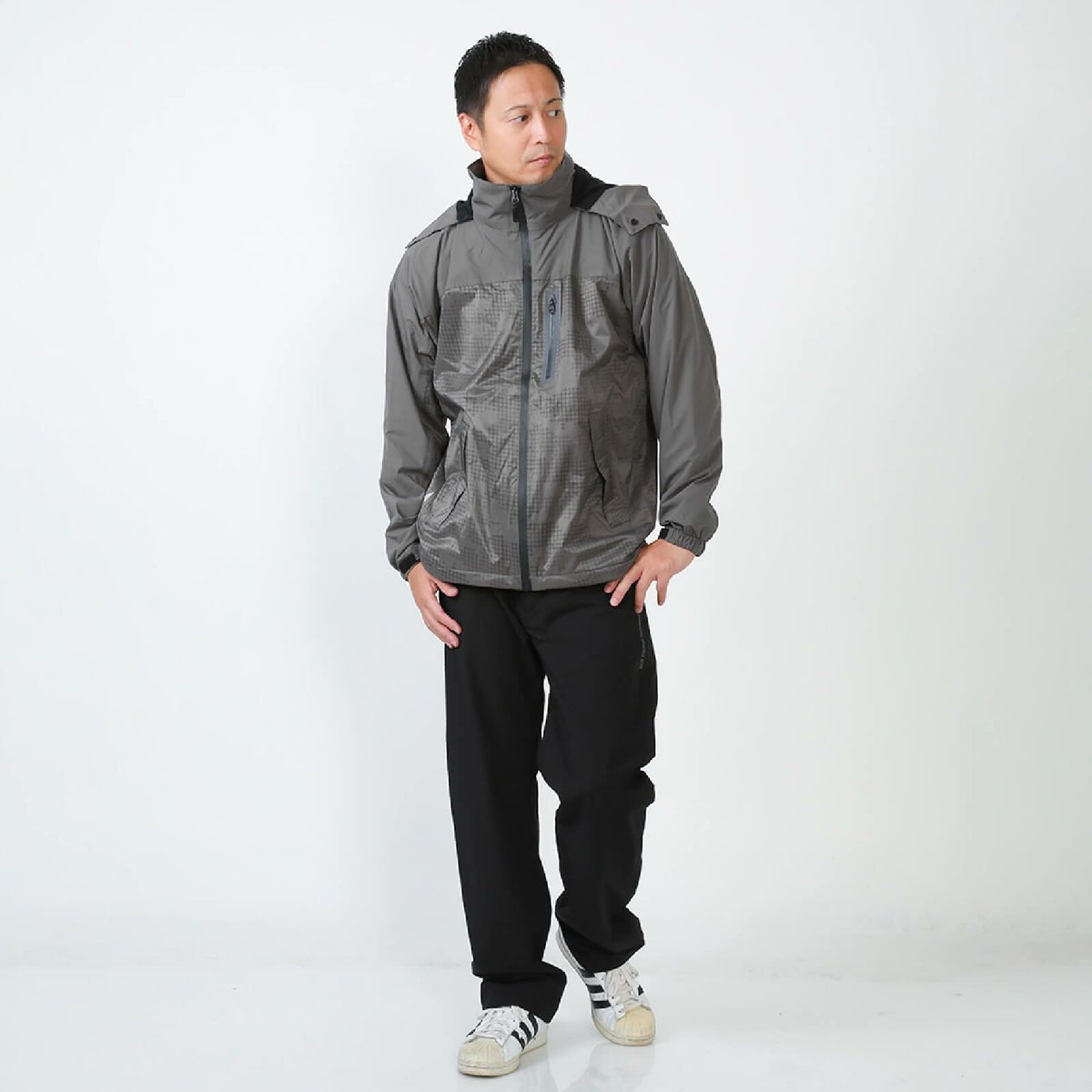 着用イメージ：チャコール(5451全天候ウォームパンツとのセットアップ)