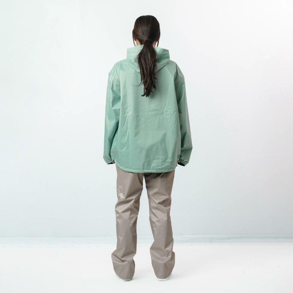 モデル身長：165cm 着用サイズ：L