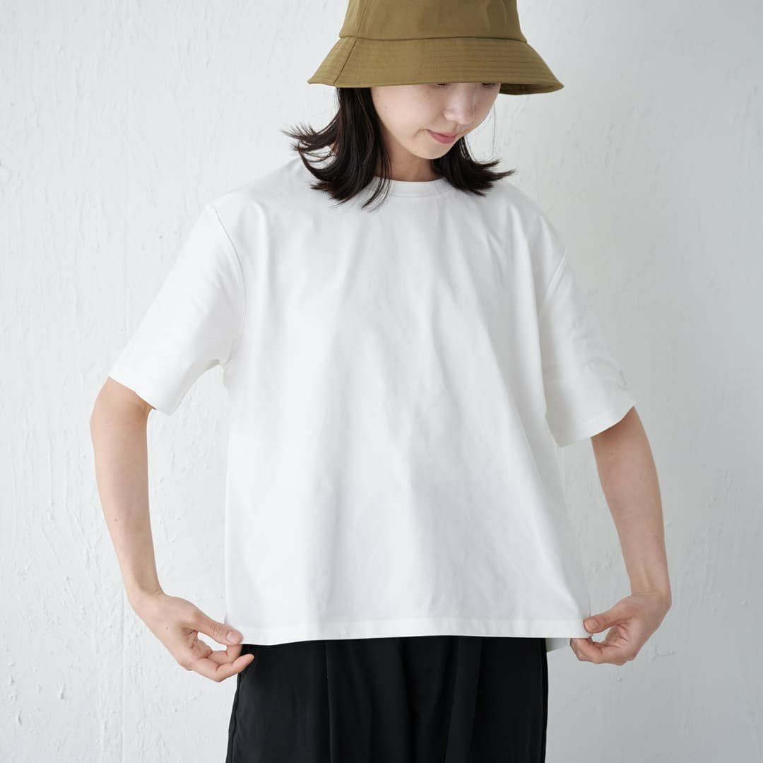 ゆったりとしたシルエット