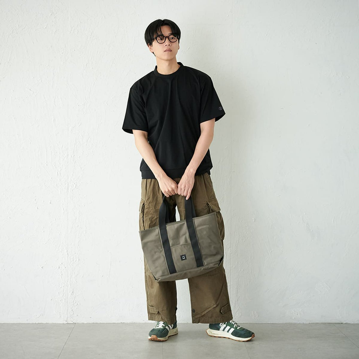 着用モデル：181cm　着用サイズ：L