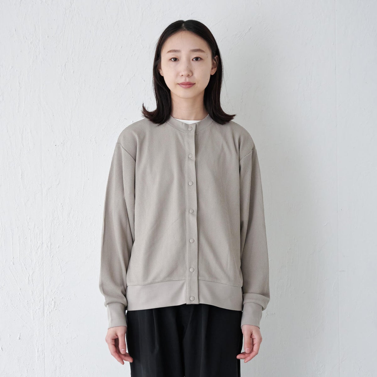 カラー：グレージュ