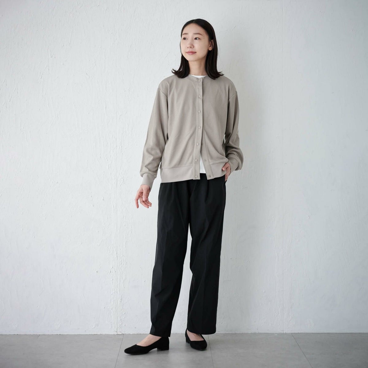 女性モデル：165cm ／ Lサイズ着用