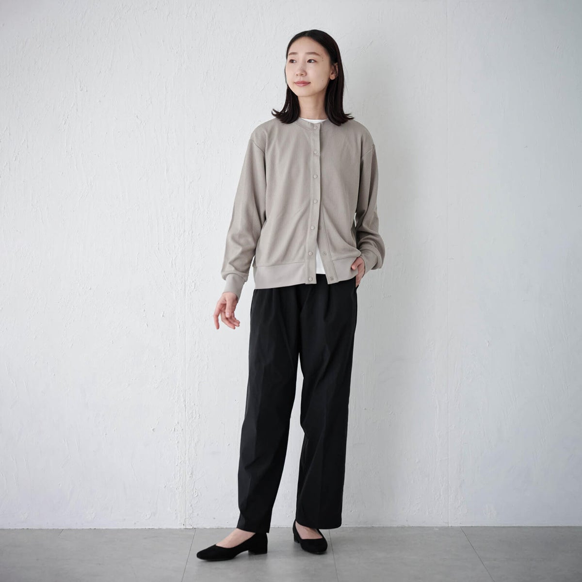 女性モデル：165cm ／ Lサイズ着用