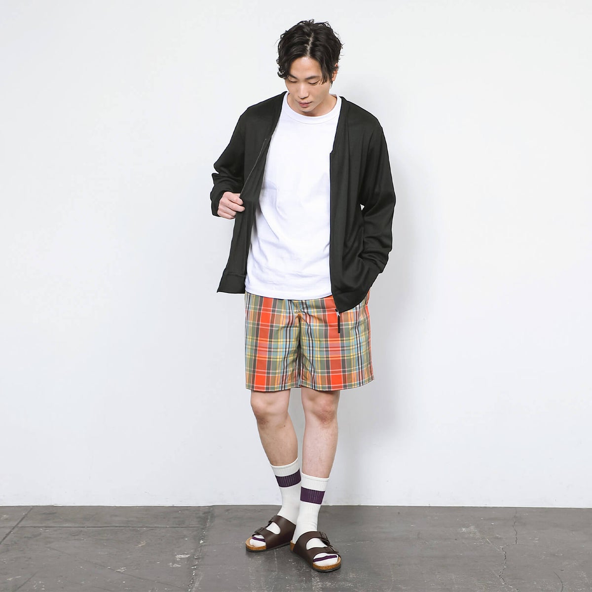 モデル：182cm ／ Lサイズ着用