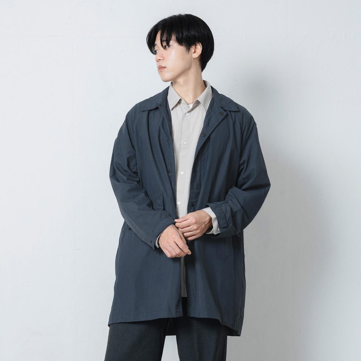 ダークネイビー