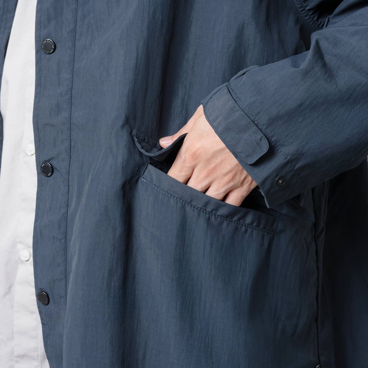 フラップ付きポケット