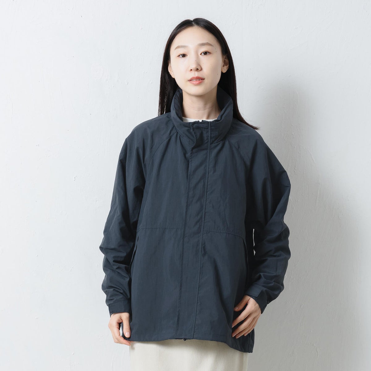 ダークネイビー