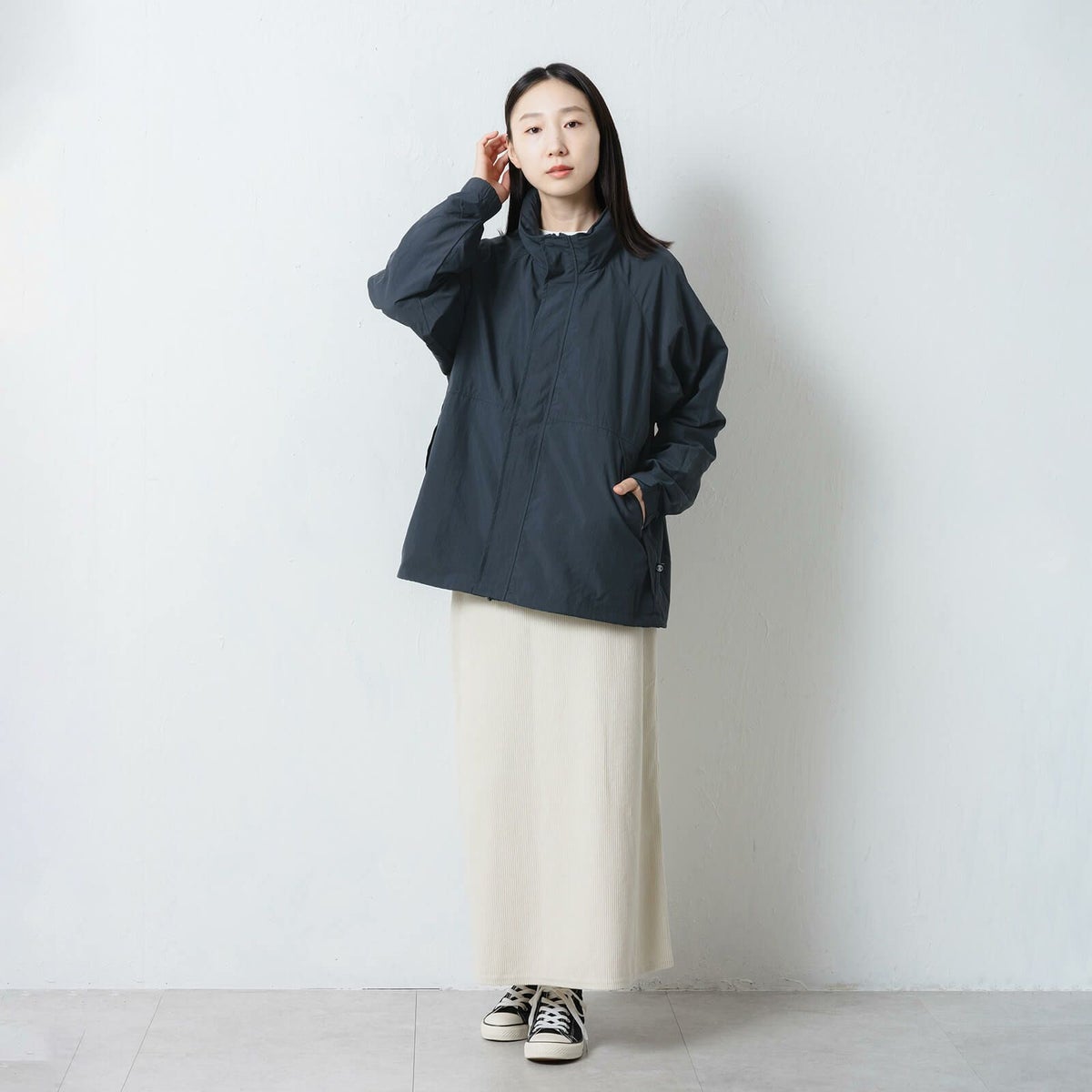 モデル：165cm／Mサイズ着用