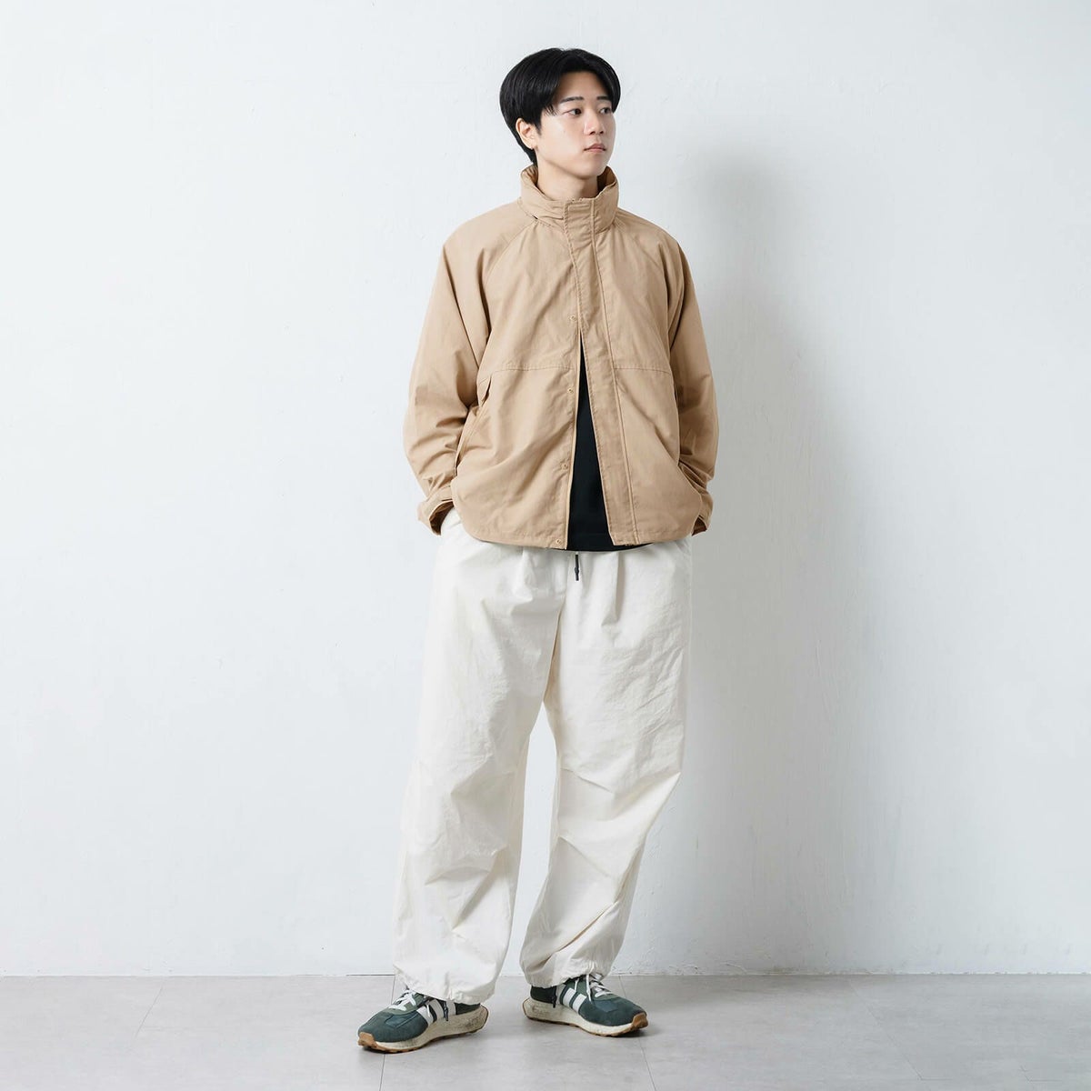 モデル：181cm ／ Lサイズ着用