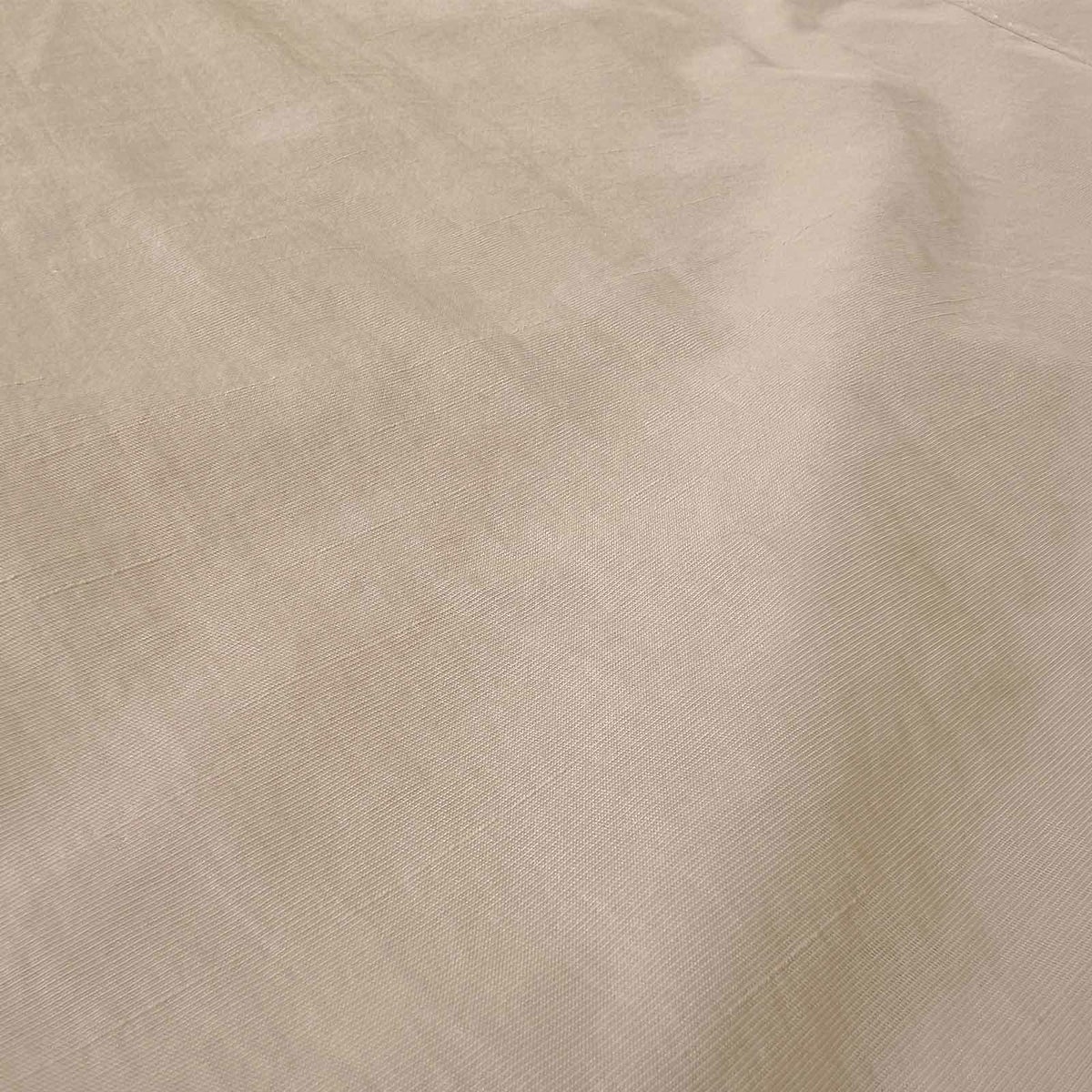 平織りのナイロンタッサー素材