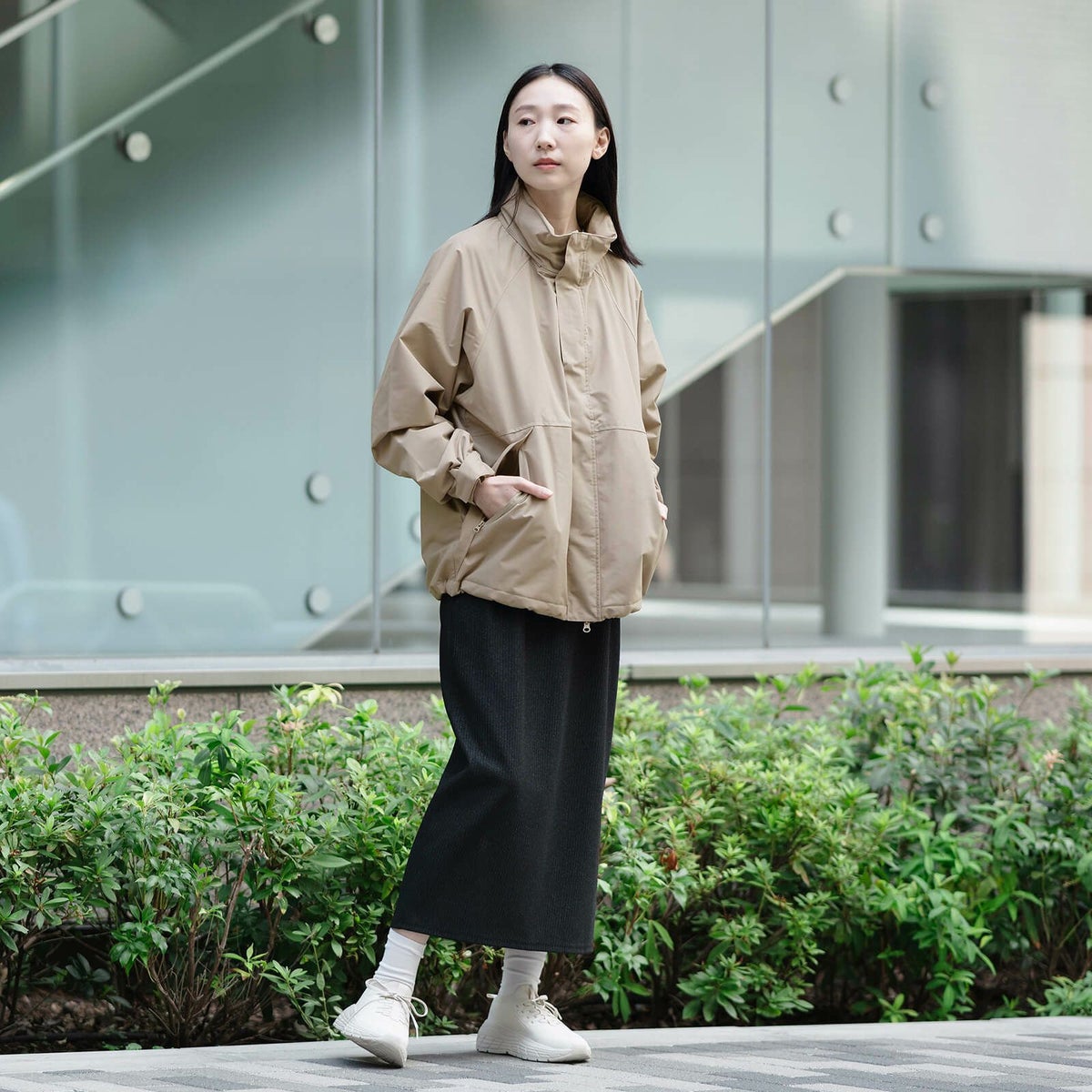 モデル：165cm／Mサイズ着用