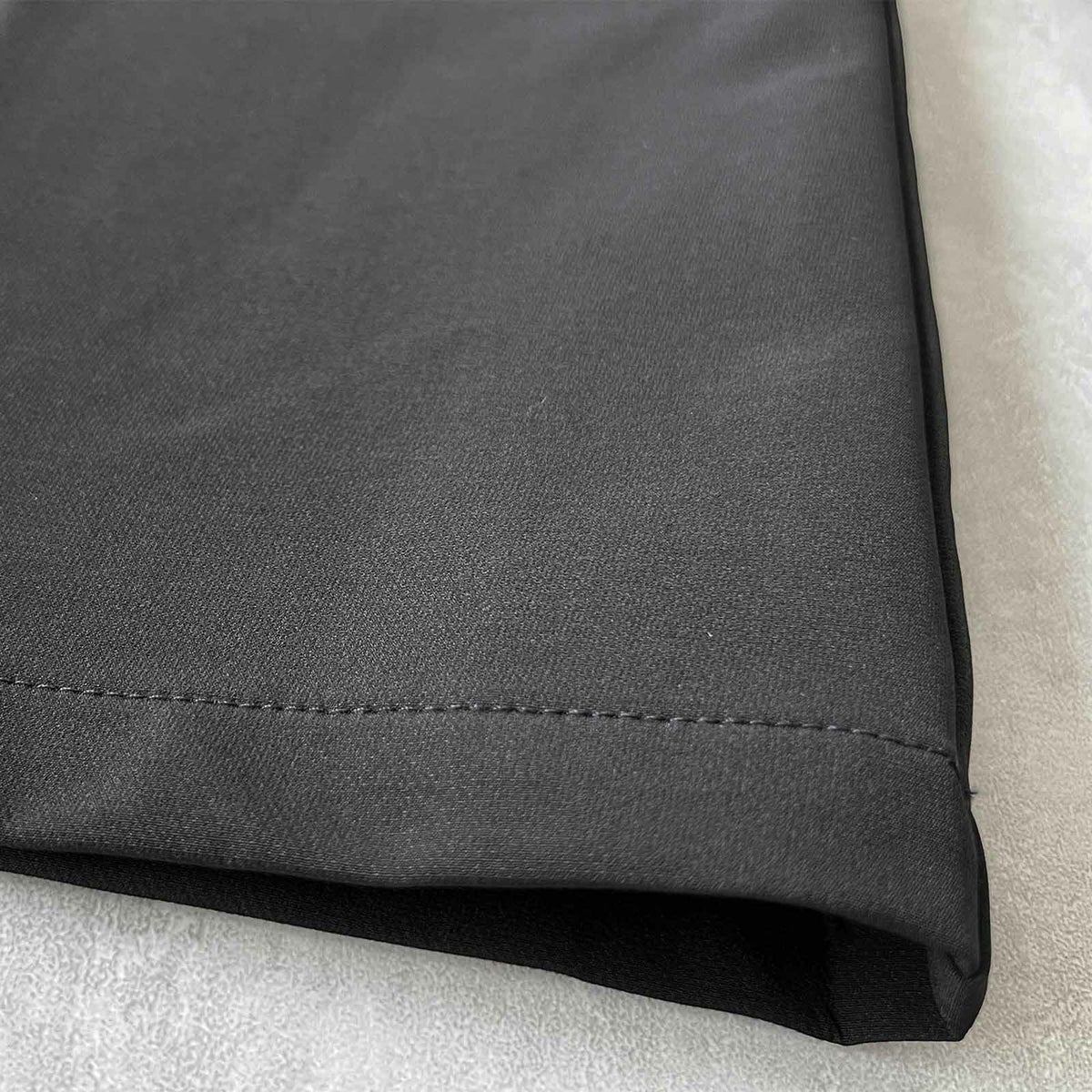 防風性に優れた表地