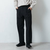 カラー：ブラック