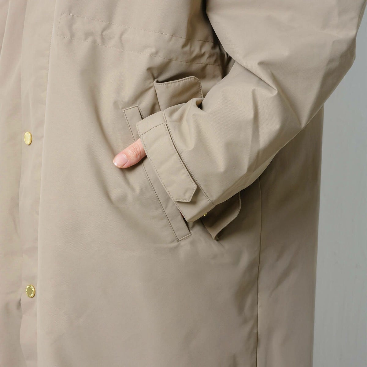 フラップ付きポケット