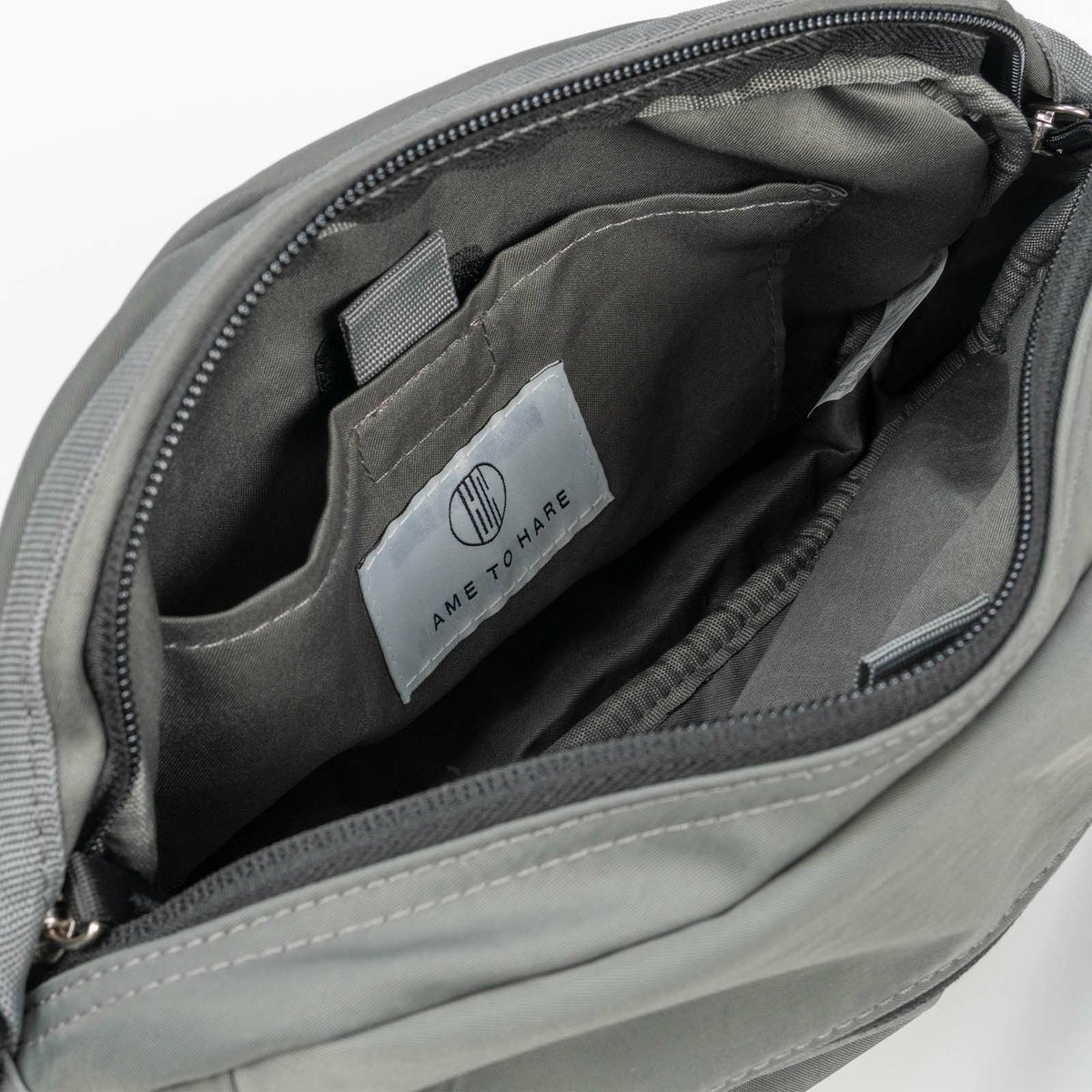 仕切りポケット