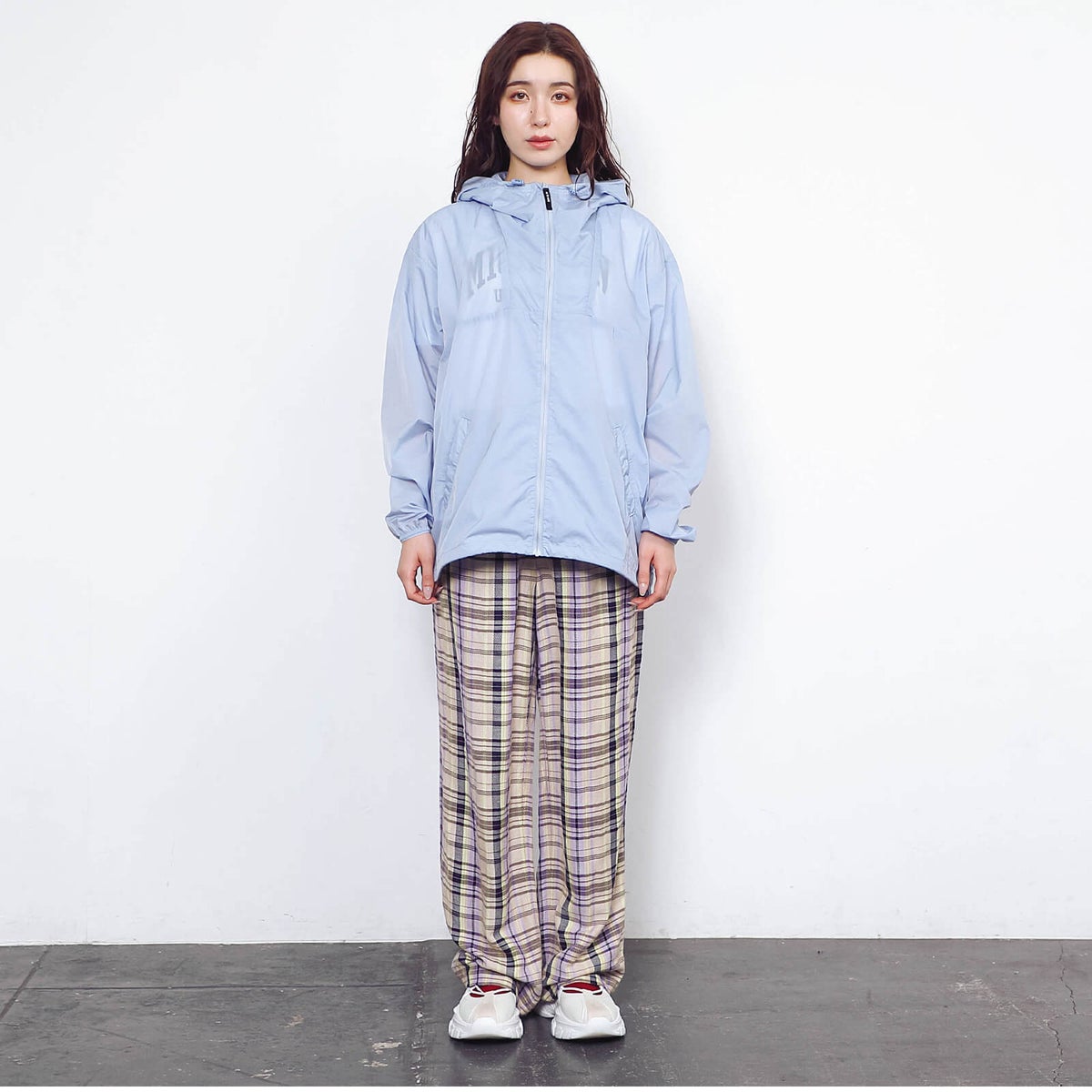 モデル：163cm／Lサイズ着用