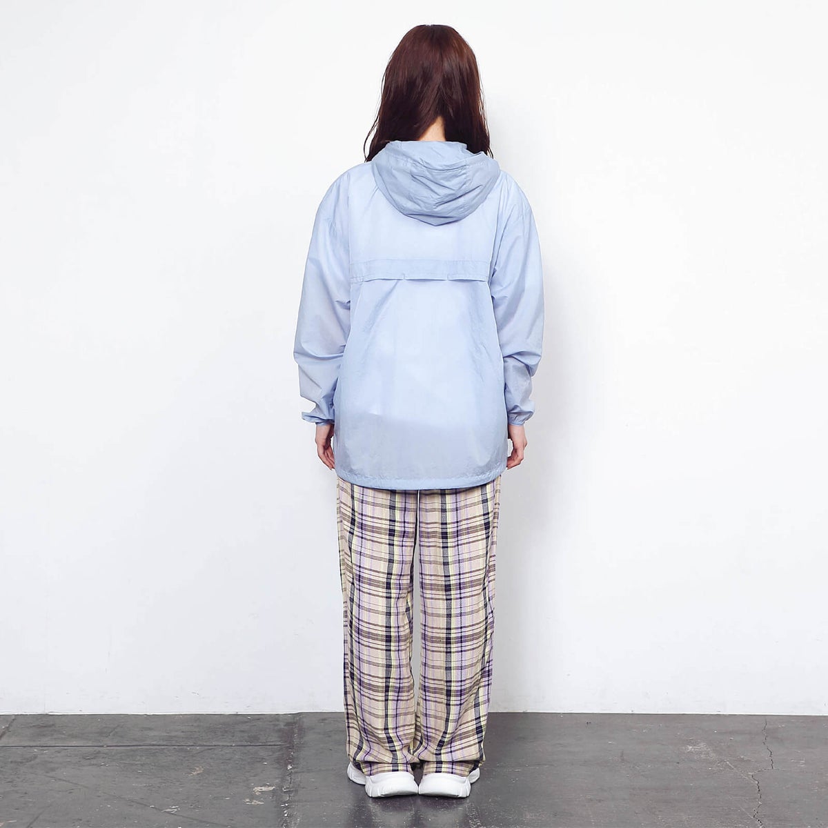 モデル：163cm／Lサイズ着用