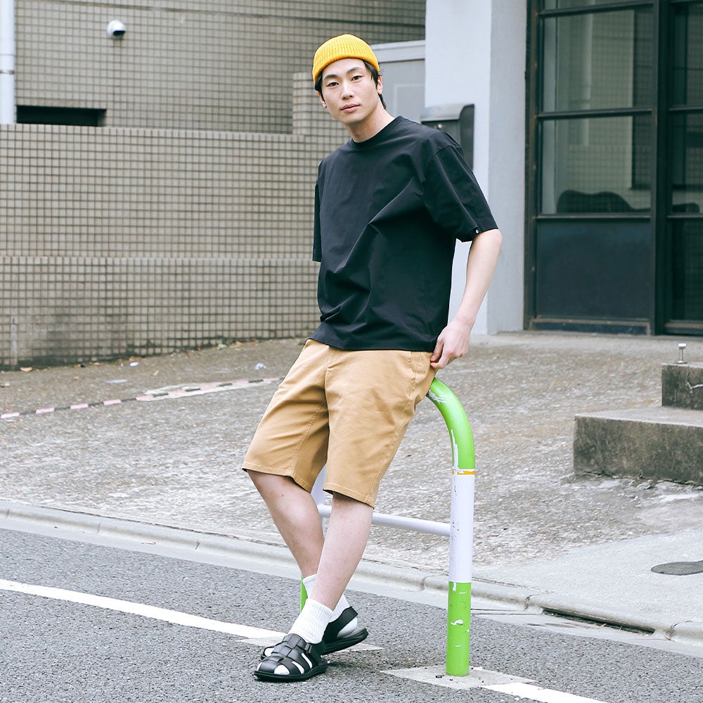 モデル：182cm／XLサイズ着用