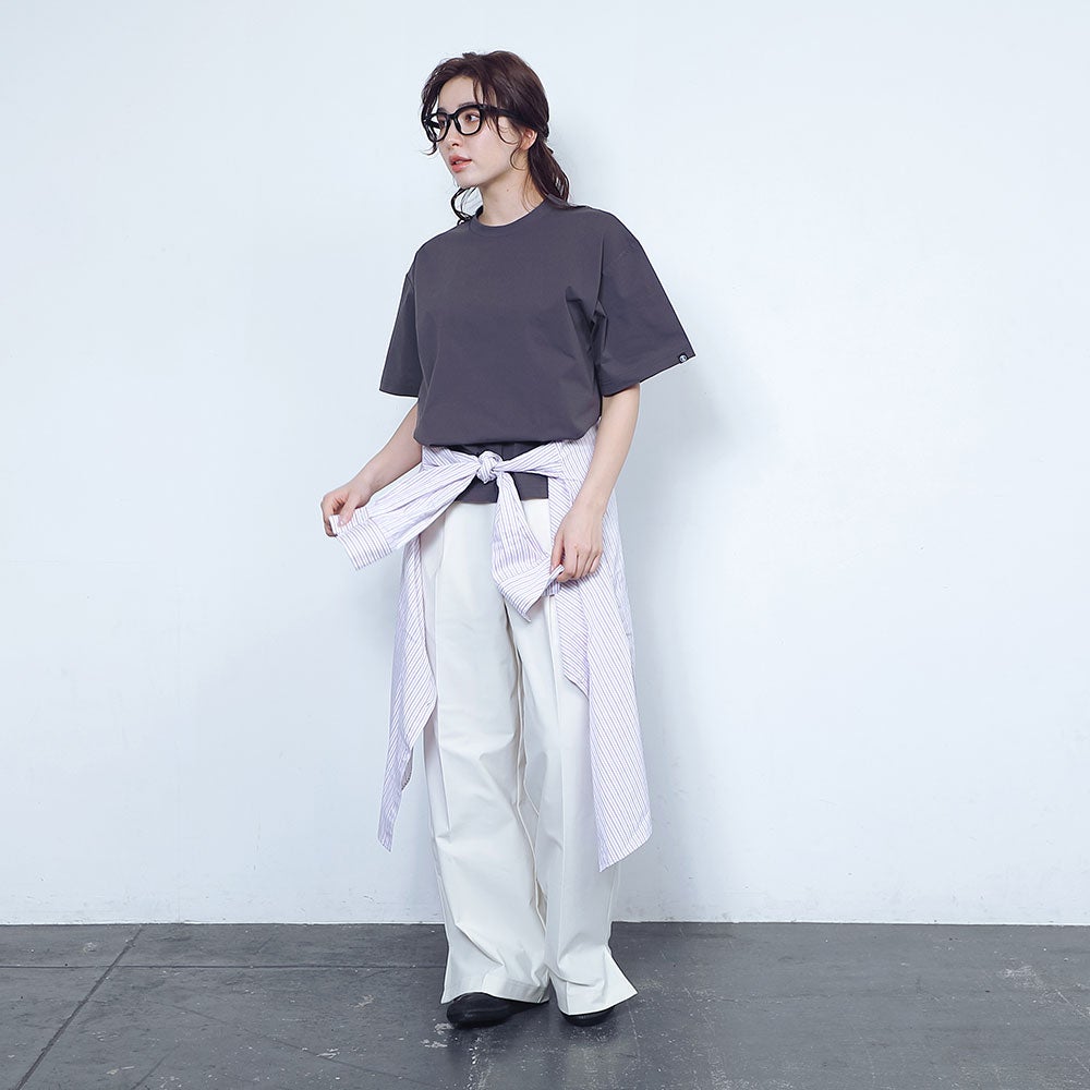 モデル：163cm／Sサイズ着用