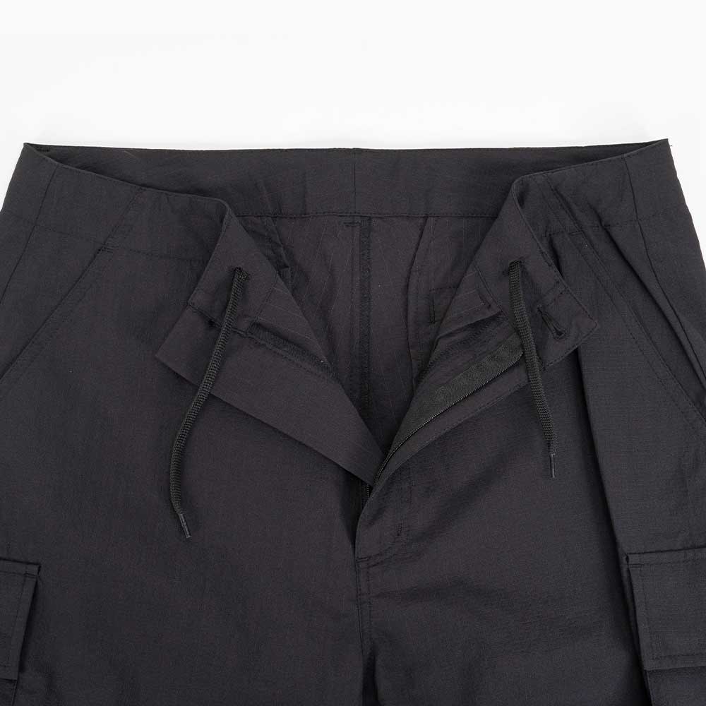 ウエストにもドローコードつき