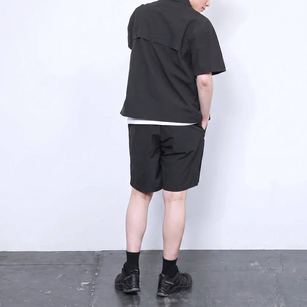 モデル：182cm／Lサイズ着用