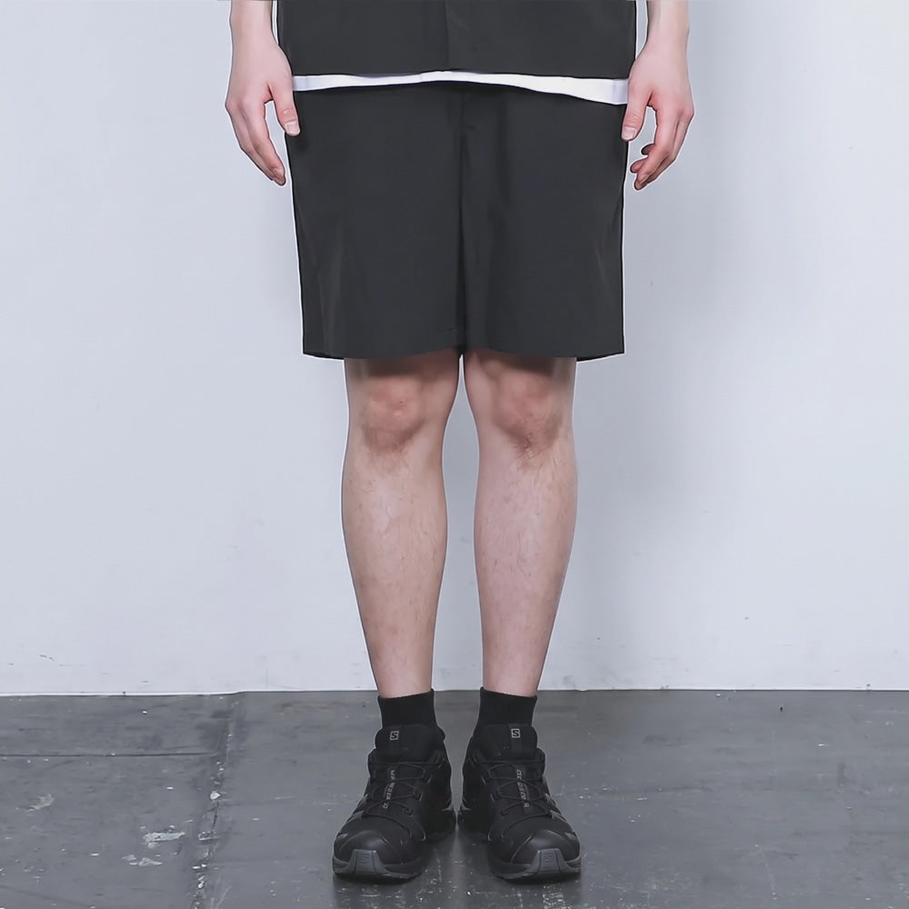 モデル：182cm／Lサイズ着用