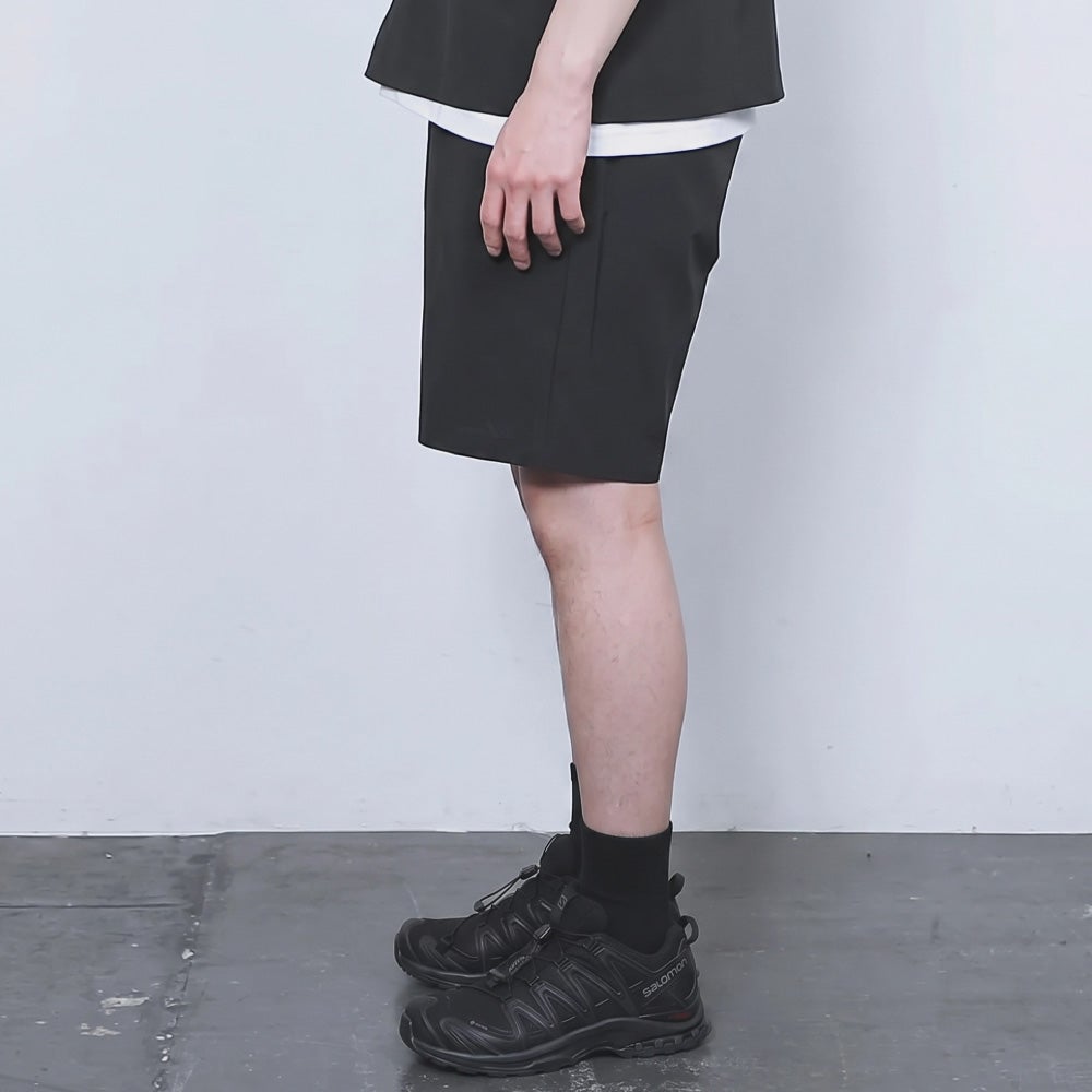 モデル：182cm／Lサイズ着用