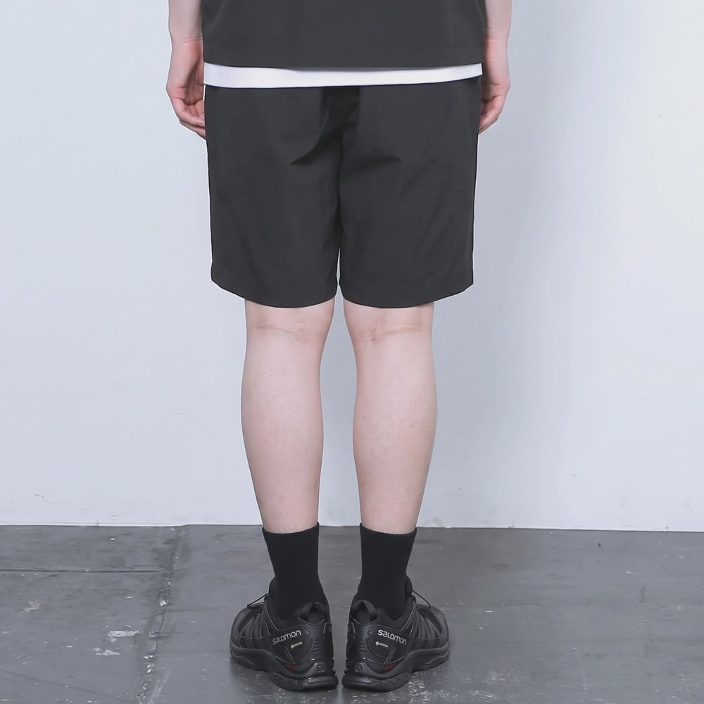 モデル：182cm／Lサイズ着用